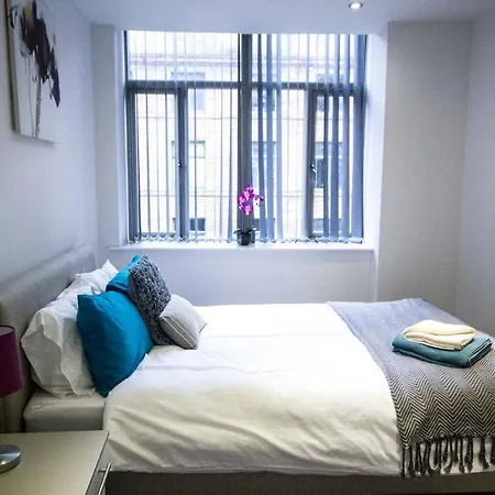 Stayzo - Executive Centre 2 Apartment *