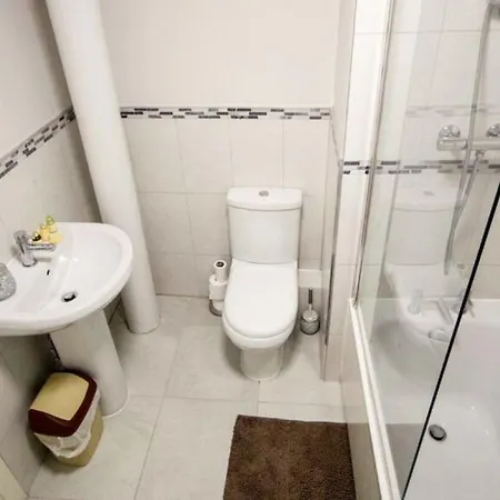 Stayzo - Executive Centre 2 Apartment *