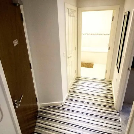 Stayzo - Executive Centre 2