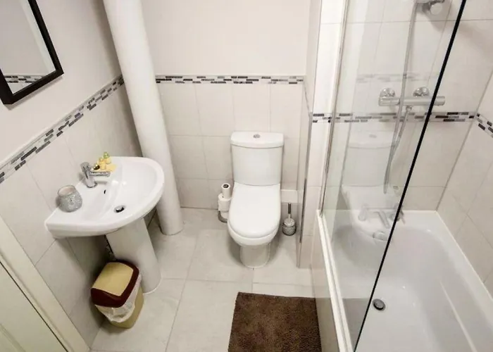 Stayzo - Executive Centre 2 Apartment *